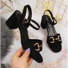 Sandalen auf dem Pfosten mit Dekoration S. Bararski W OLI158A schwarz 1