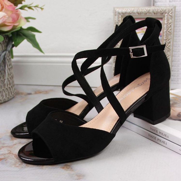 Sandalen auf dem Pfosten von Sergio Leone W SK367A schwarz 2