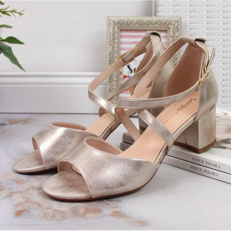 Sandalen auf dem Pfosten von Sergio Leone W SK367B Gold golden 2