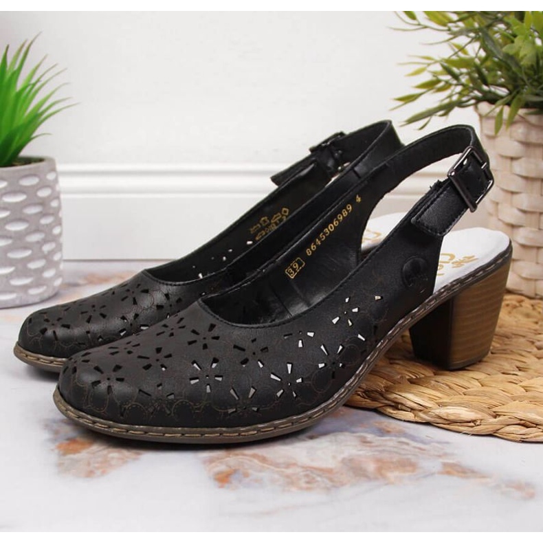 Rieker W RKR531 durchbrochene Sandalen schwarz 2