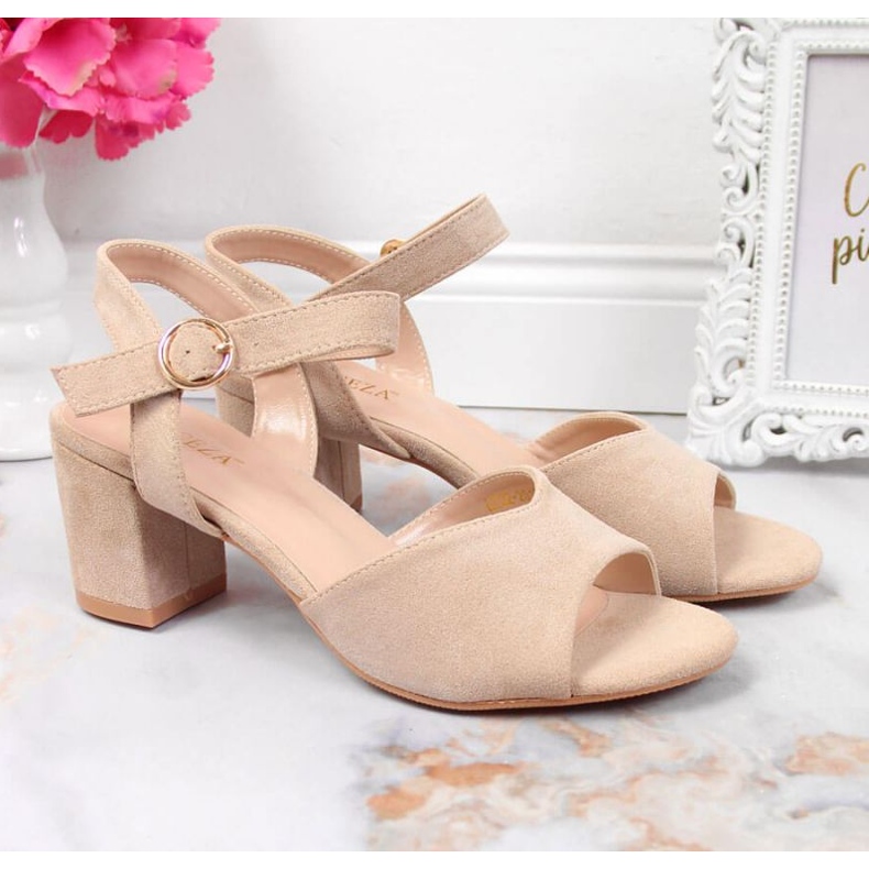 Sandalen auf dem beigen Pfosten Vinceza W JAN113B 2