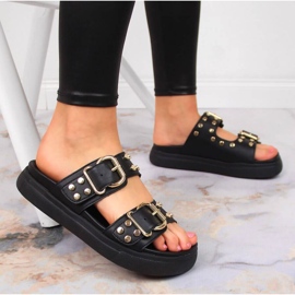 Hausschuhe mit Nieten Bugatti JJ253070 W INT1720A schwarz 2