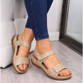 Sandalen mit Klettverschluss eVento W EVE223A beige 2