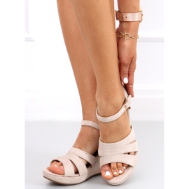 Keilsandalen Nirali Beige 1