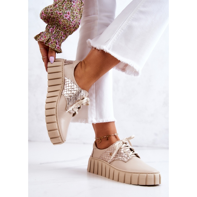 PA1 Lederschuhe auf beige Hypnose-Plattform 2