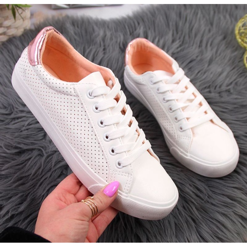 McKeylor W JAN86 weiße Turnschuhe 1