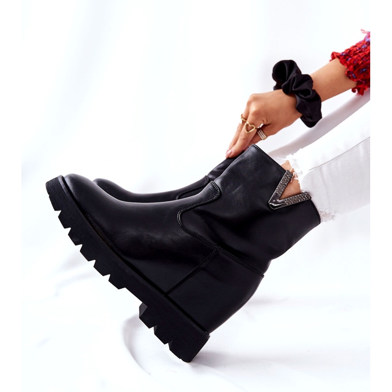 PG1 Schwarze Stiefeletten auf verstecktem Keil mit Tiver-Emblem 2