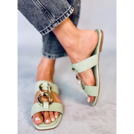 Hausschuhe mit Kette in Saud Green grün 1