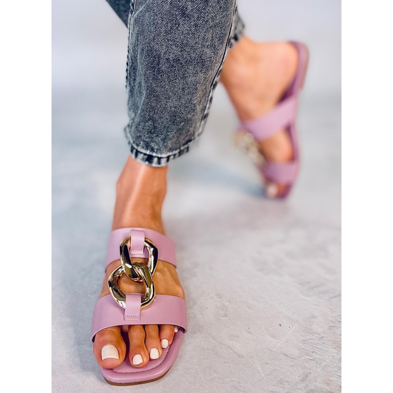 Hausschuhe mit Saud Purple-Kette rosa 1