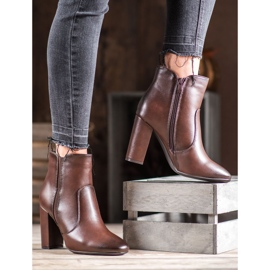 Super Mode Braune Stiefel mit Öko-Leder 1