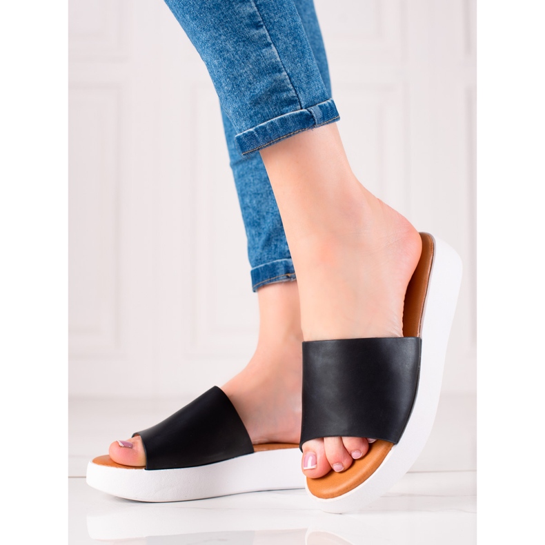 Encor Schwarze Hausschuhe auf der Plattform 1