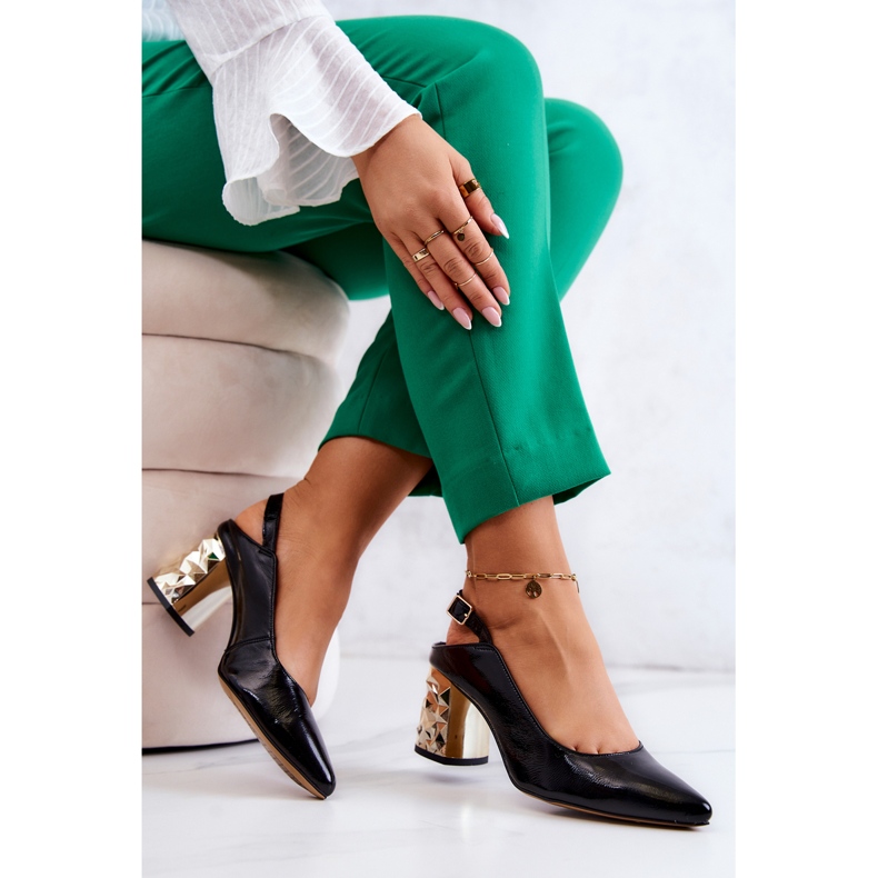 Lederpumps On A Bar Maciejka 05427-01 Schwarz golden 1