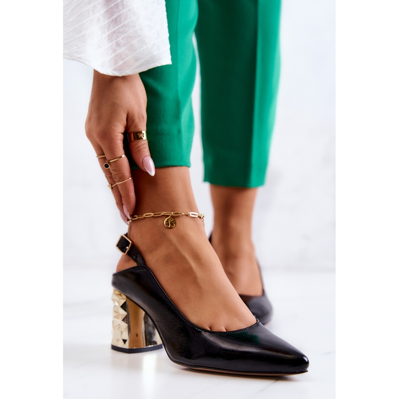Lederpumps On A Bar Maciejka 05427-01 Schwarz golden 2