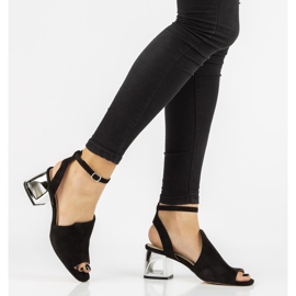 Schwarze Filippo DS2107 / 21 Bk Sandaletten mit Absatz 2