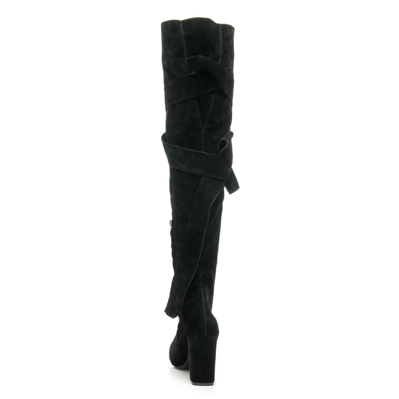 Betler Stiefel mit stylischer Bindung schwarz 2