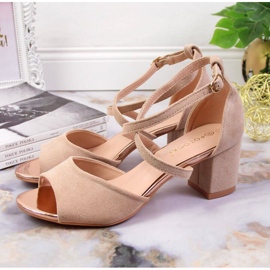 Sandalen auf der Post Potocki W WOL67B beige 2