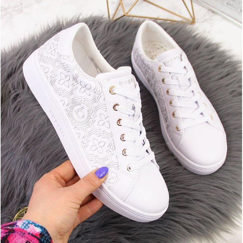 Turnschuhe Bugatti W INT1725 weiß 1