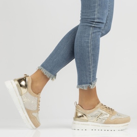 Ledersneaker Filippo DP3691 / 22 Be Go beige golden 1