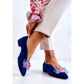 PA2 Elegante Wildlederschuhe mit marineblauer McQueen-Dekoration 2