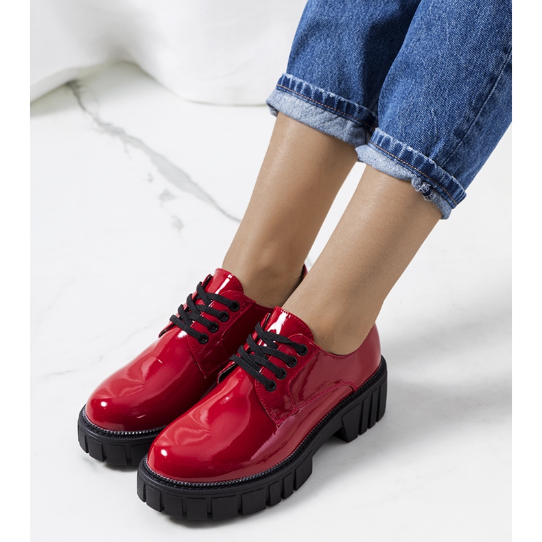 Rot lackierte Schuhe von Eileen 1