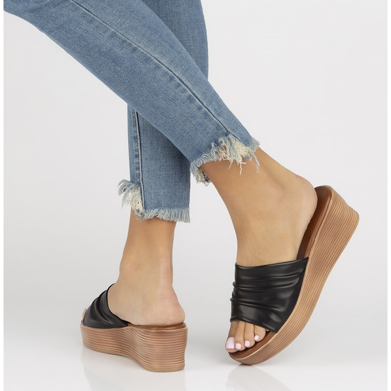 Filippo DK3608 / 22 Bk schwarze Hausschuhe 1