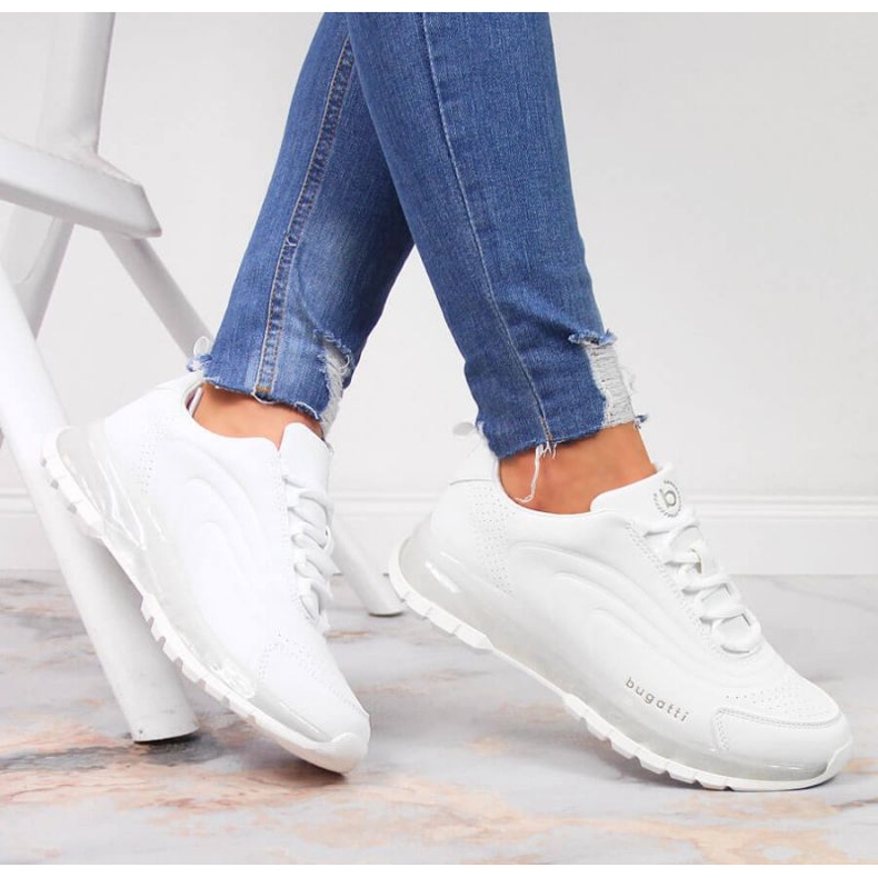 Weiße Bugatti Sportschuhe JJ253094 2