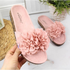 Hausschuhe mit rosa Blumen in eVento 1