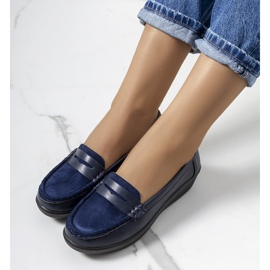 Marineblaue Loafer auf dem Dinsmore Wedge 1