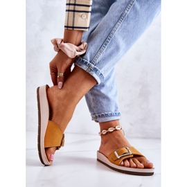 Modische Damenhausschuhe mit Schnalle Inblu CP000031 Gelb 2