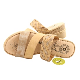 Damenflip Flops mit einem Keilgeflecht Jezzi 22SD98-4566 Beige 4
