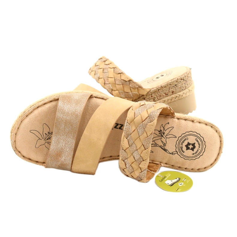 Damenflip Flops mit einem Keilgeflecht Jezzi 22SD98-4566 Beige 4