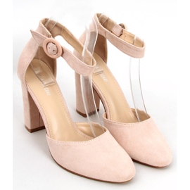 Pumps auf dem Absatz von Iris Nude beige 1