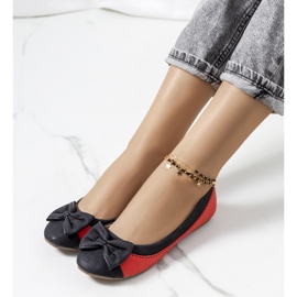 Schwarze Ballerinas mit Eske-Schleife 1