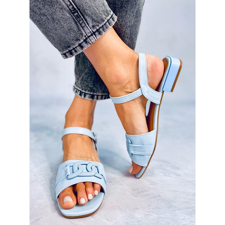 Iona L.BLUE Sandalen mit niedrigem Absatz blau 1