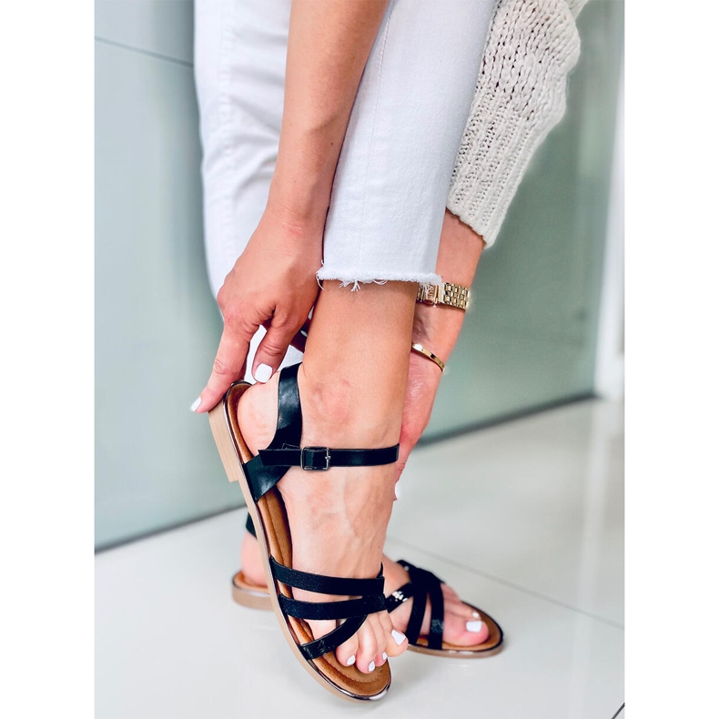 Celia Schwarze Damensandalen 2