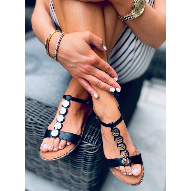 Velma Schwarze Damensandalen 1