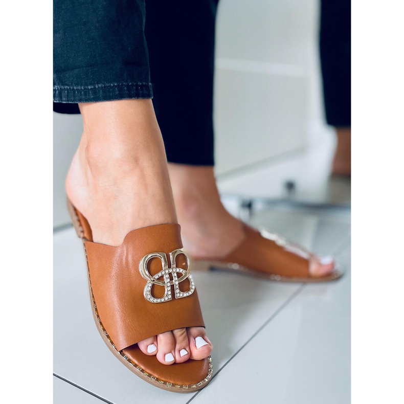 Inday Camel Damenhausschuhe braun 2