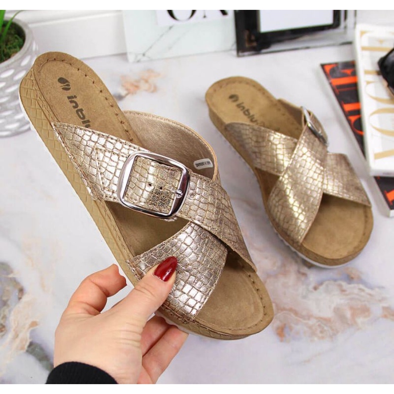 Inblu W ARC17 goldene Schlangenhausschuhe 1