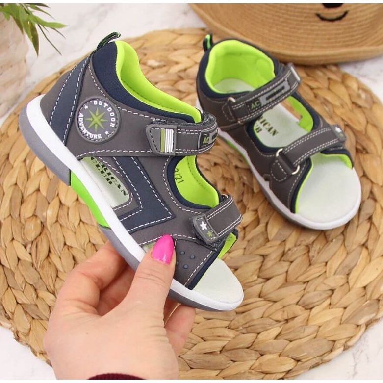 American Club W AM825B graue Sandalen mit Klettverschluss 1