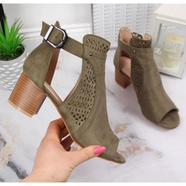 Durchbrochene Sandalen T.Sokolski W SCA159B Khaki 1