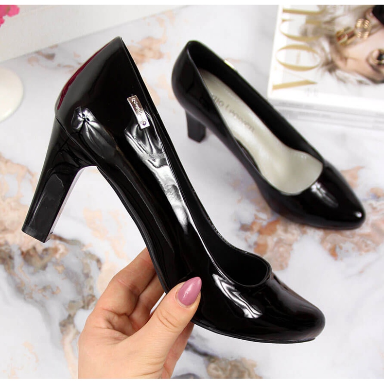 Schwarze Pumps, lackierter Pfosten von Sergio Leone 2