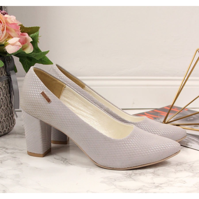 Pumps auf dem grauen Monique-Pfosten mehrfarbig 2