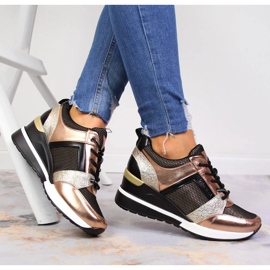 Schwarz-goldene Keilschuhe für Damen Vinceza 1