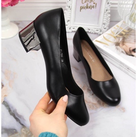 Pumps auf einem silbernen Block schwarz Sergio Leone 1