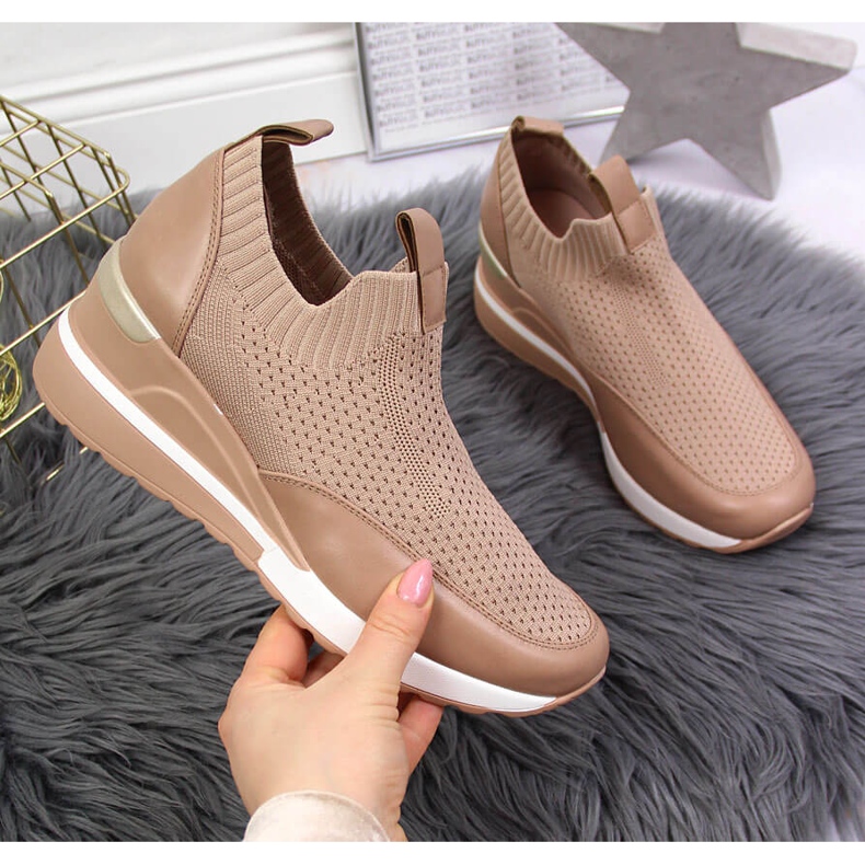 Beige Keilschuhe für Damen Potocki 1