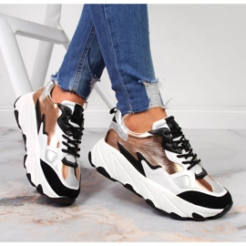 Damenturnschuhe auf der weiß-goldenen Potocki-Plattform 1