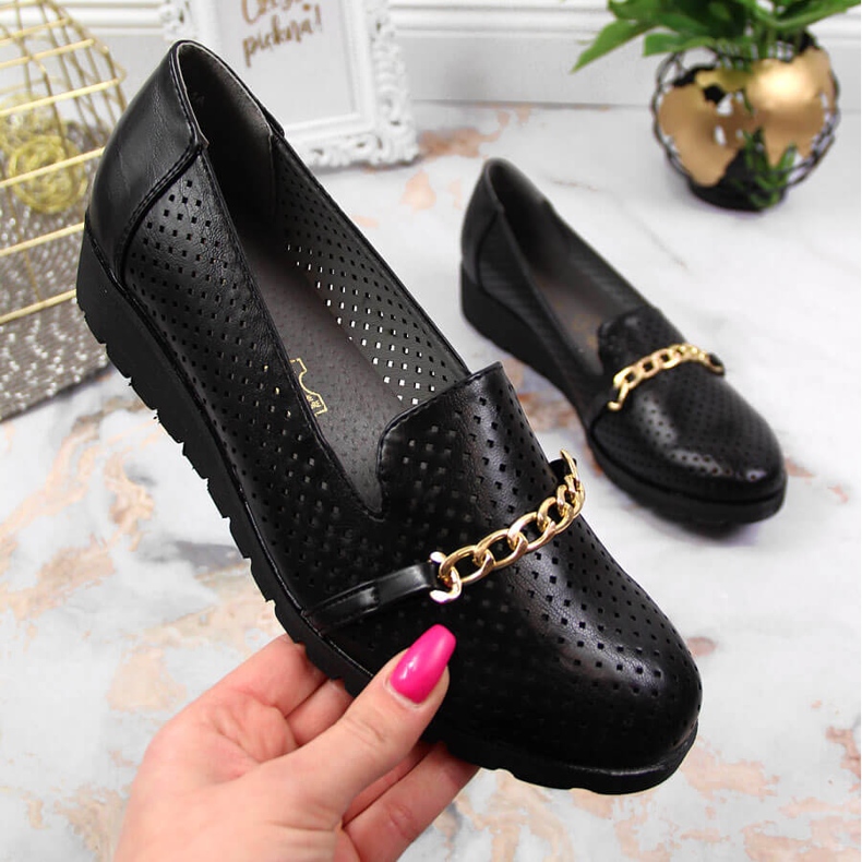 Durchbrochene Damenschuhe mit Kette, schwarz Jezzi 1