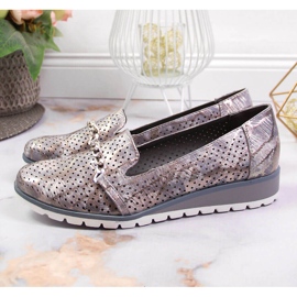 Durchbrochene Damenschuhe mit einer Kette Lavendel Jezzi lila mehrfarbig 2