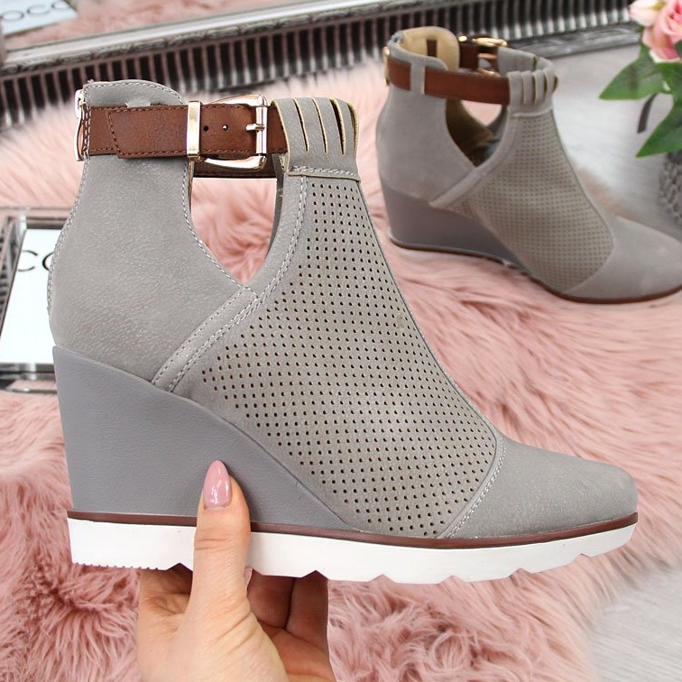 Graue, durchbrochene Turnschuhe mit Keilabsatz von Filippo 2