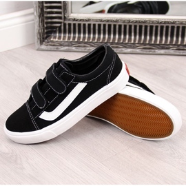 Schwarze Atletico Kinderturnschuhe mit schwarzem Klettverschluss 1